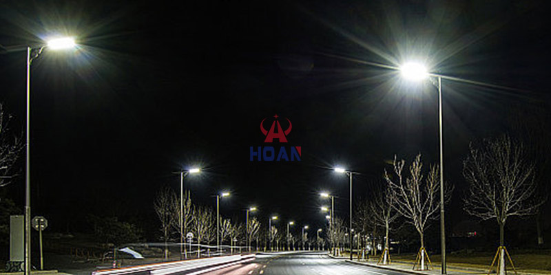 How-Do-Solar-Street-Lights-Improve-Our-Lives