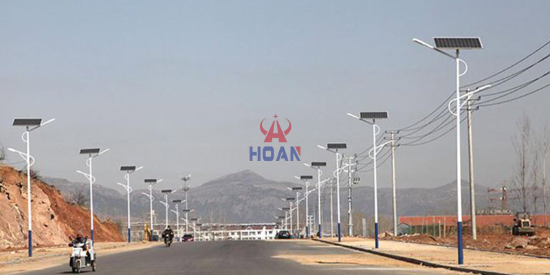 SolarStreet LightontheHighway
