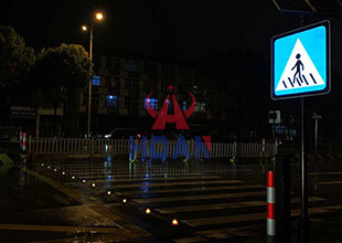What are the uses of solar-powered traffic signs