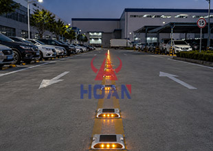 Applications of Solar Road Studs in Parking Lots