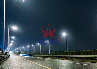 Solar Street Lights Improve Visibility to Enhance Road Safety