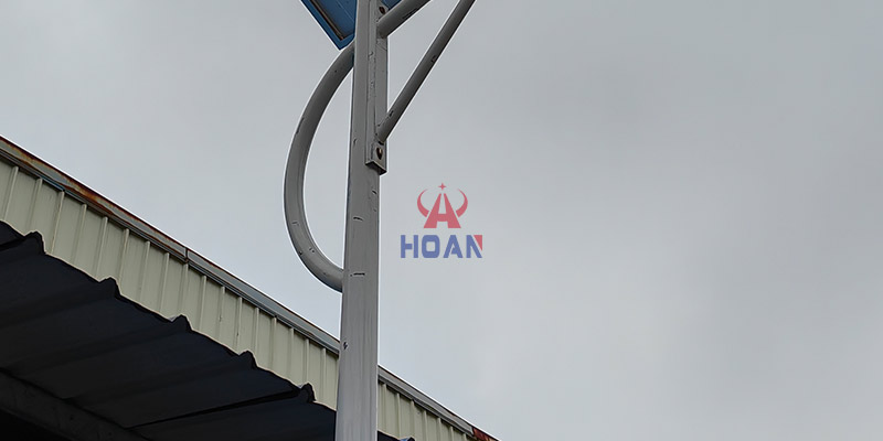 solarstreetlightpole-
