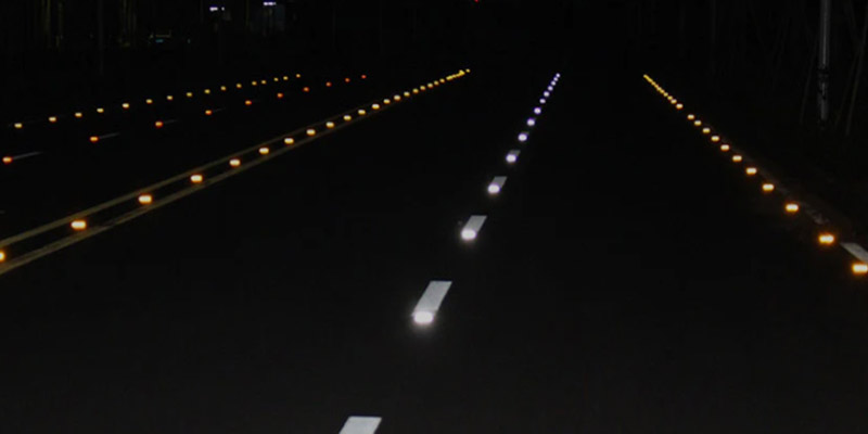 solar road studs